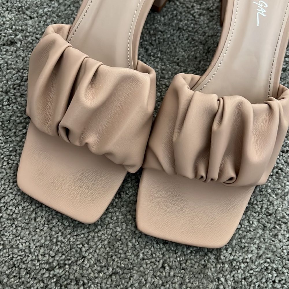 Nasty Gal Heel Sandal - Picture 3 of 5